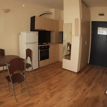 Europroperties Yalta דירה גולדן סנדס