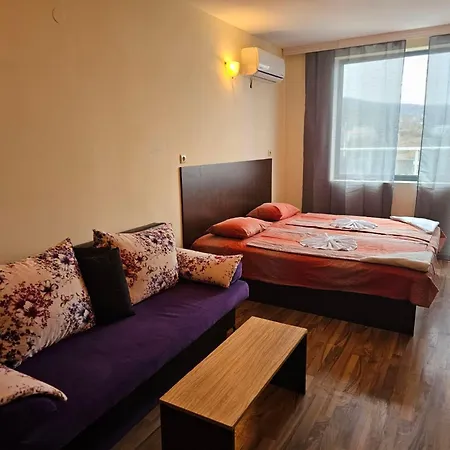 Europroperties Yalta Apartamento *