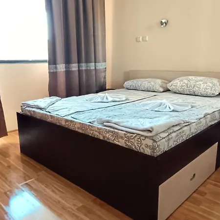 Europroperties Yalta Appartamento Golden Sands