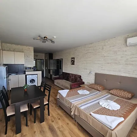 Appartamento Europroperties Yalta Golden Sands