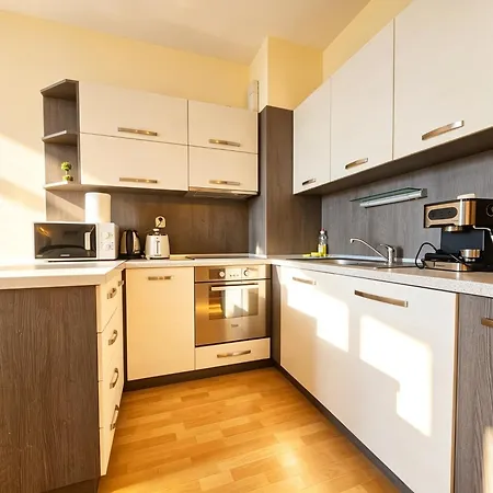 Europroperties Yalta Διαμέρισμα *