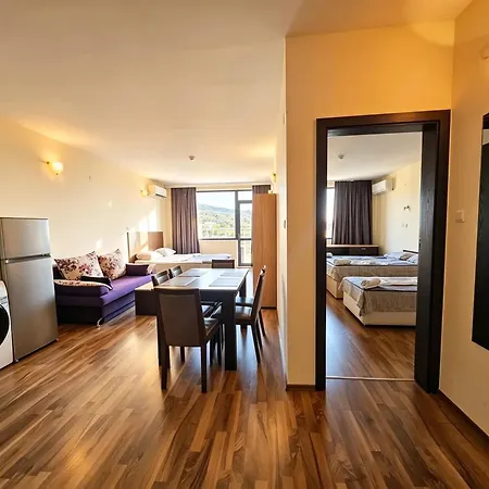 Europroperties Yalta * גולדן סנדס