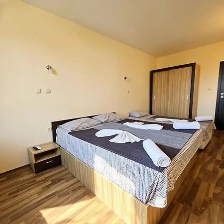 Europroperties Yalta Zlate písky