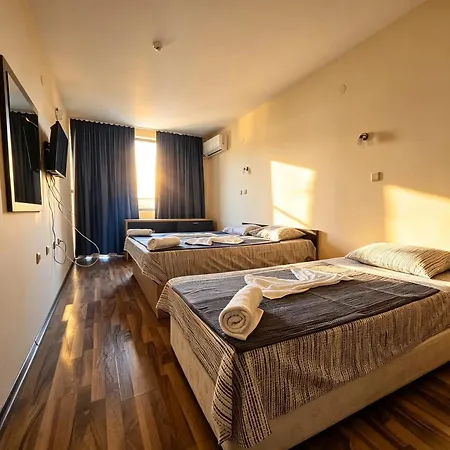 Europroperties Yalta Apartmán *