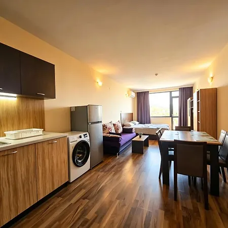 Europroperties Yalta דירה